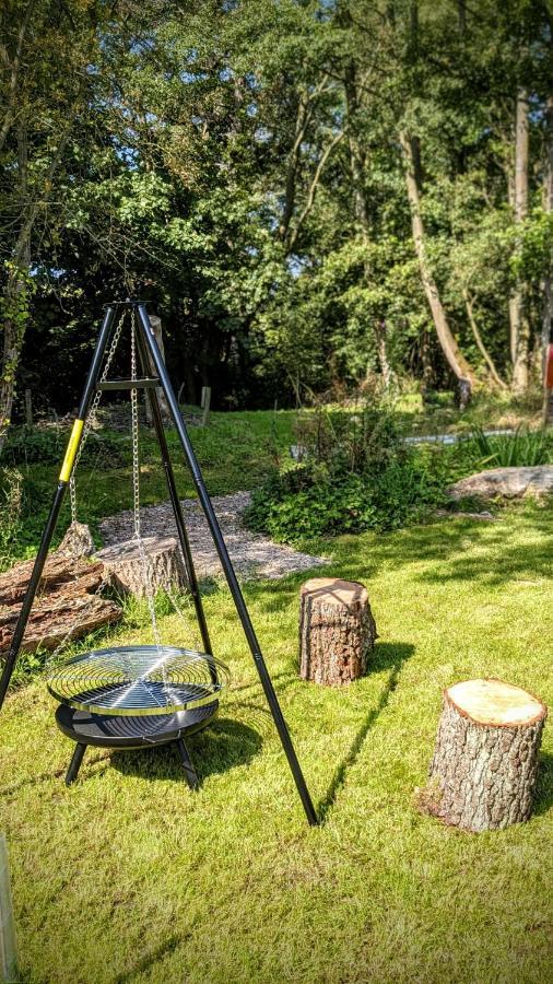Emlyn'S Coppice - Luxury Woodland Glamping Villa Holywell  Bagian luar foto
