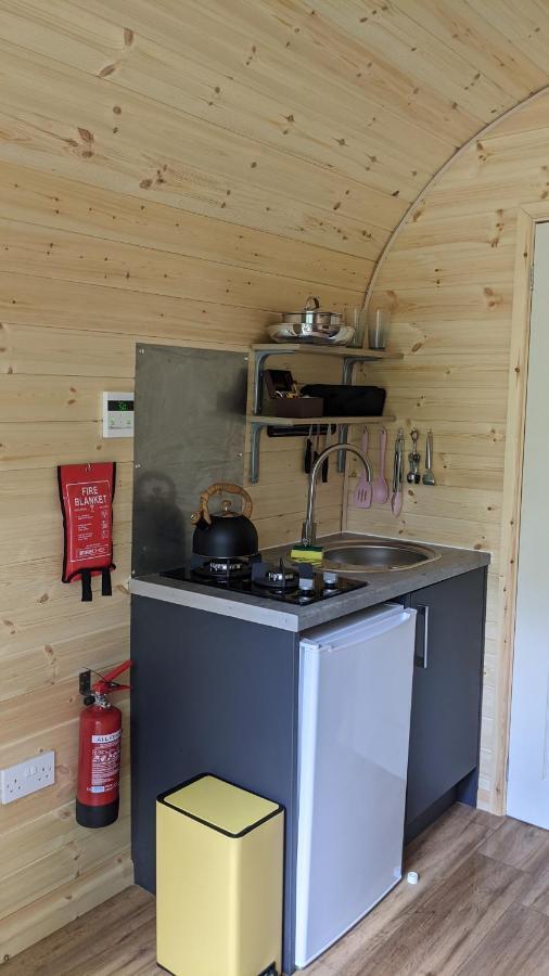 Emlyn'S Coppice - Luxury Woodland Glamping Villa Holywell  Bagian luar foto