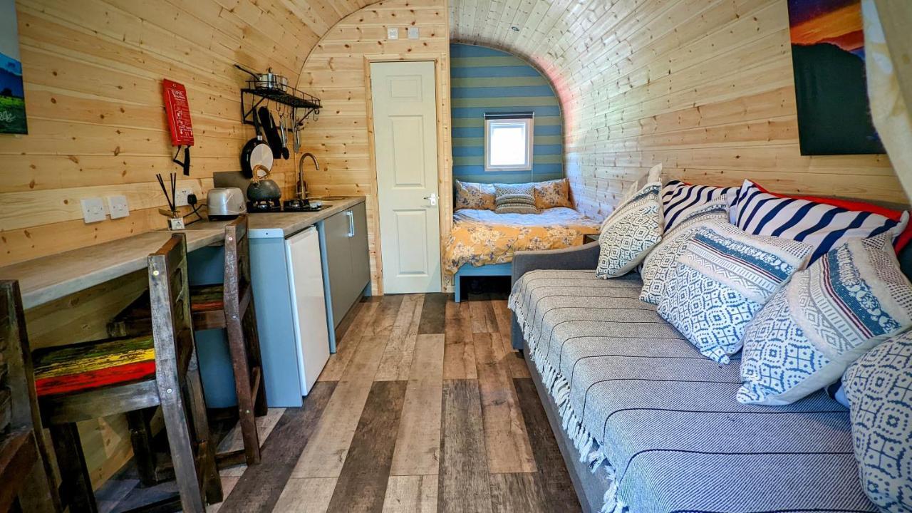 Emlyn'S Coppice - Luxury Woodland Glamping Villa Holywell  Bagian luar foto