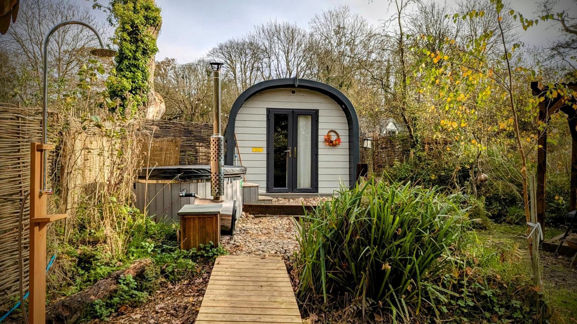 Emlyn'S Coppice - Luxury Woodland Glamping Villa Holywell  Bagian luar foto
